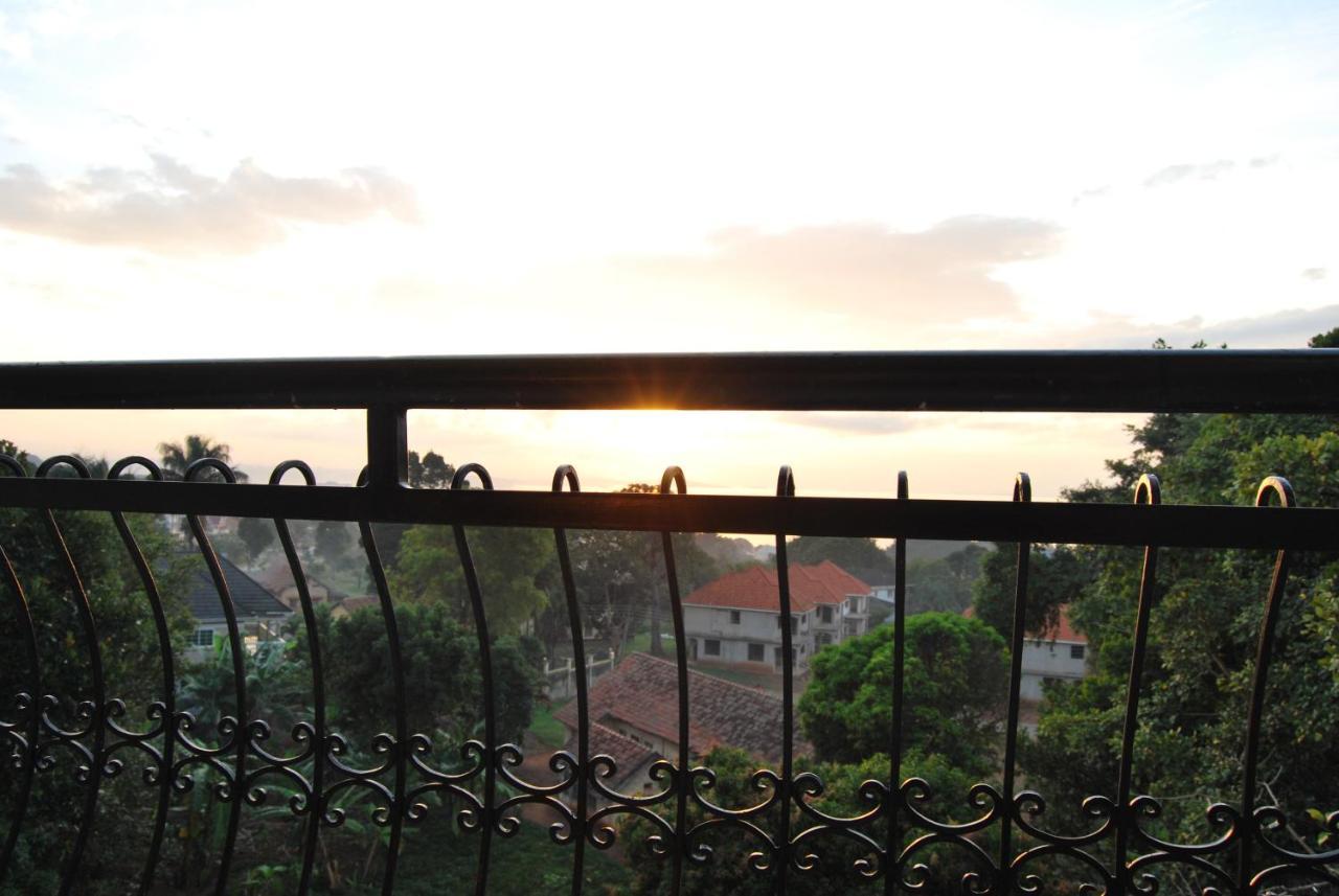 Frontiers Hotel Entebbe Dış mekan fotoğraf
