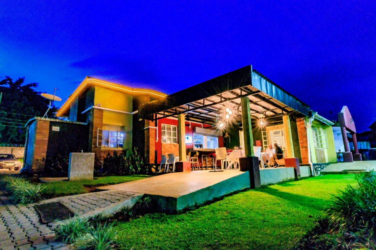 Frontiers Hotel Entebbe Dış mekan fotoğraf